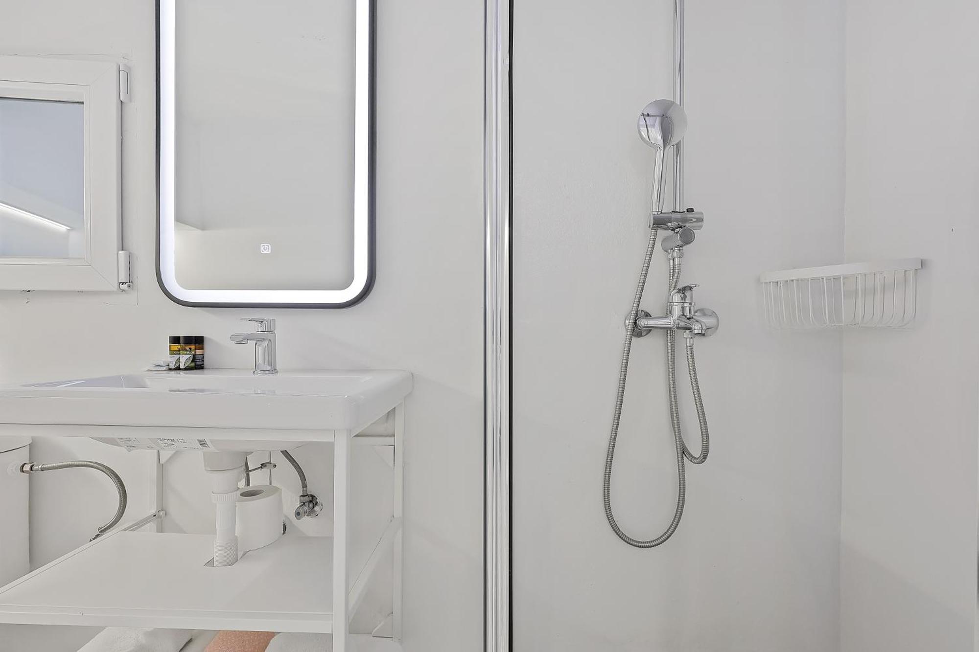 Your Cube Place At Ermou - Plaka Атина Екстериор снимка