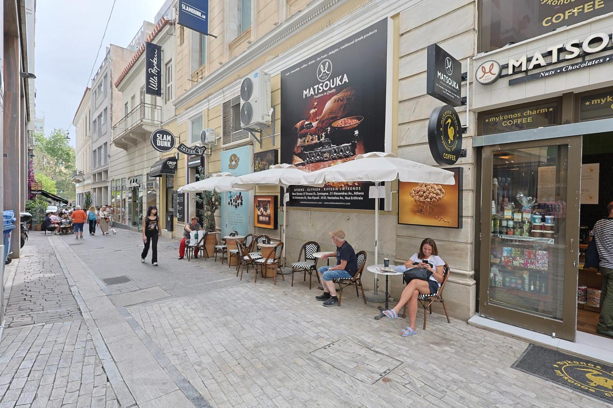 Your Cube Place At Ermou - Plaka Атина Екстериор снимка